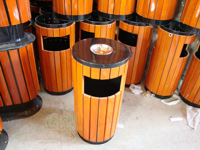 重慶江北區(qū)園林 再次購買欣方圳園林垃圾桶